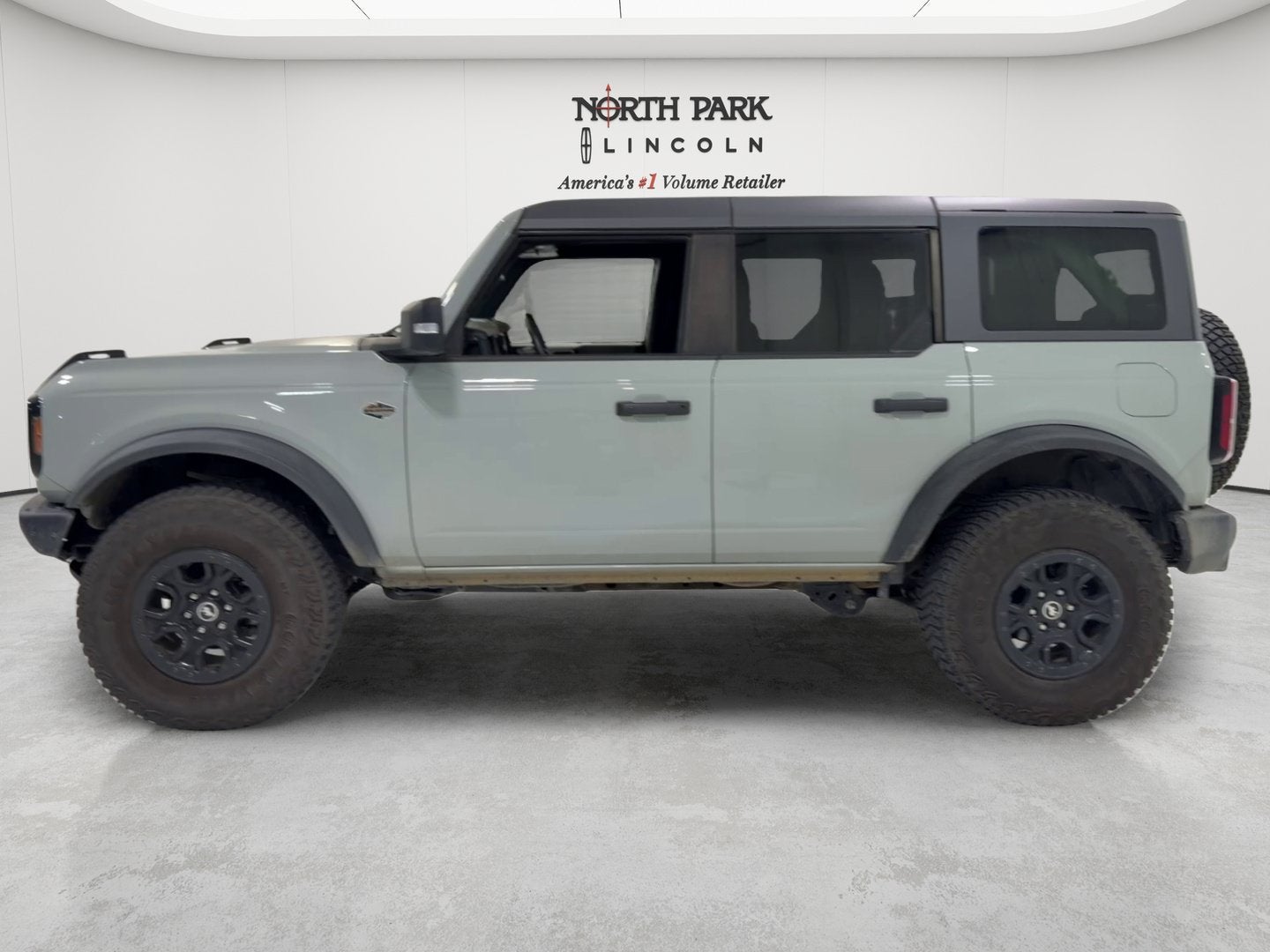 ford bronco 4-door 2024 1FMEE2BP5RLA69254 image ford bronco 4-door 2024 1FMEE2BP5RLA69254 image